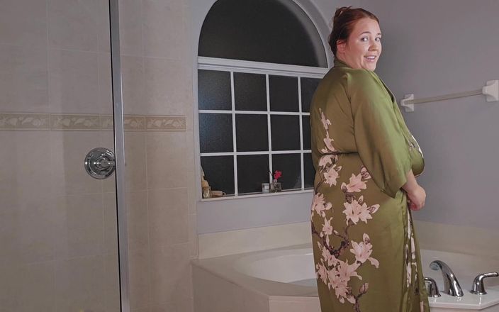 Annabelle Rogers: 배다른엄마 POV 핸잡과 삼키기
