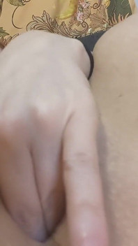 私のアソコのためにオナニー