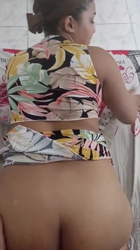 Casting porno Keilimar è stato nel settore del porno amatoriale per molto tempo e il capo non le paga nessuna mancia