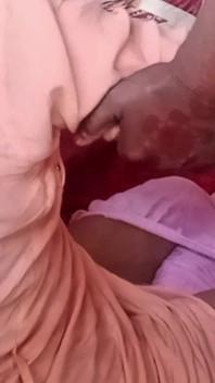 印度处女青少年（18+）女孩被男朋友操菊花