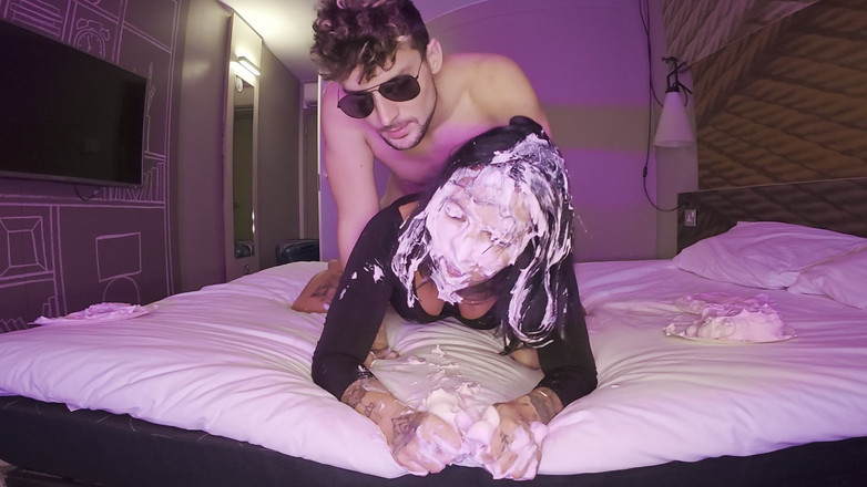 Mr LDN Lad: Puta Británica Wam Pied Luego Follada!