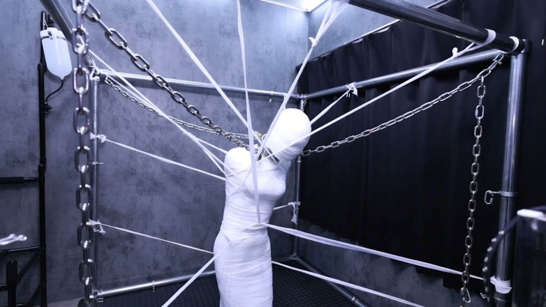 Aisan girl bondage: A Cute Girlfriend Wrapped All Over in Bandages