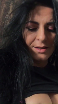 ฉันสั่งให้แกเย็ดหีฉันเดี๋ยวนี้! ฉันคือสาวผมน้ำตาลร้อนแรง