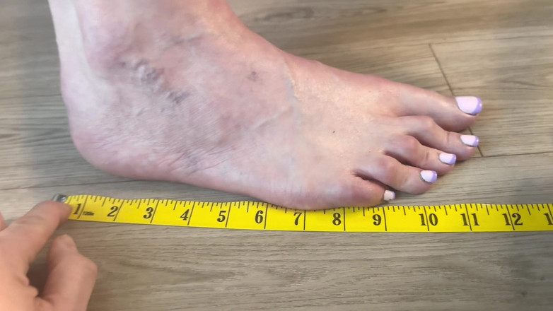 Peppermint Giantess: 67 déesse taille 16 pieds mesure