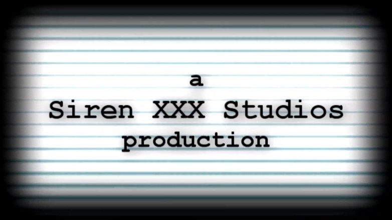 Siren XXX Studios: Sexy MILF squirting with big toys