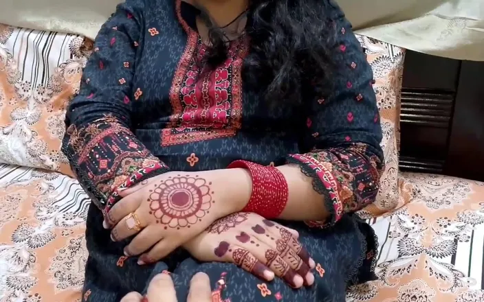 QueenbeautyQB: Desi Indian Bhabhi Was Very Happy Because Bhabhi Husband Was...