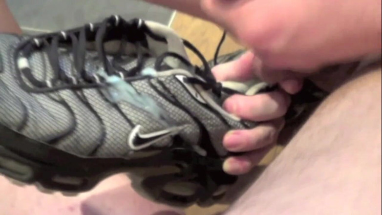 Sneaker gay: Stan submisovaný Arabem s XXL ptákem