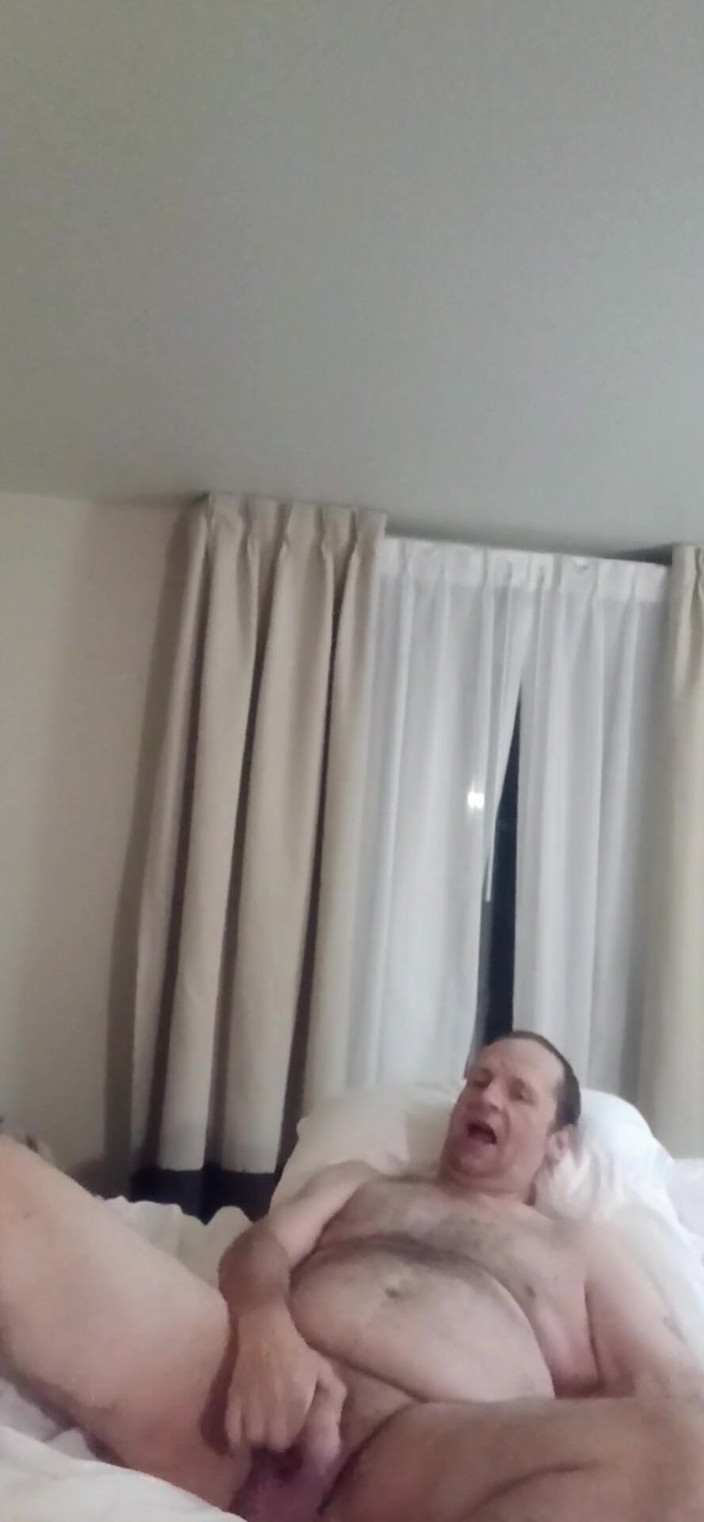 MAGLIGHTGIRL69: Si Dia Mengusap Dan Bercakap Kotor Sehingga Dia Tidak Dapat...