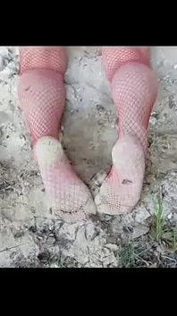Dirty feet - part 1