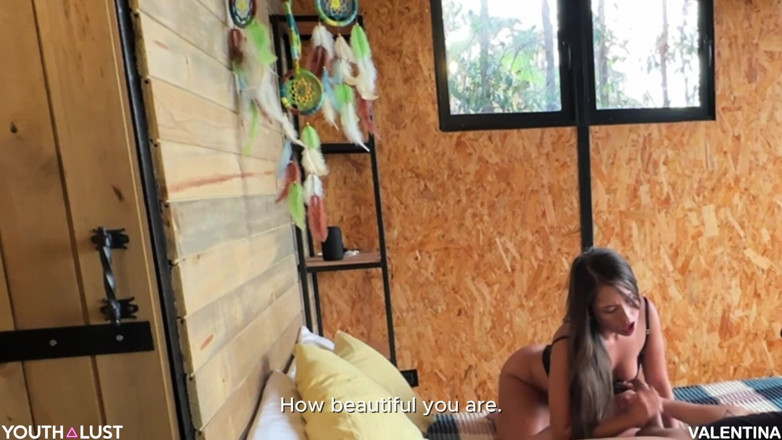 Youth Lust: Vagina Mengkilap Valentina Di Balik Layar