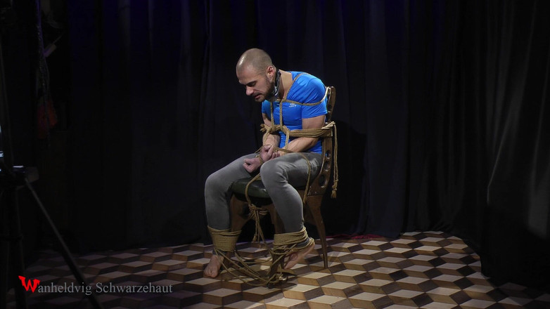 Wanheldvig: Zeus hardcore bondage desafío