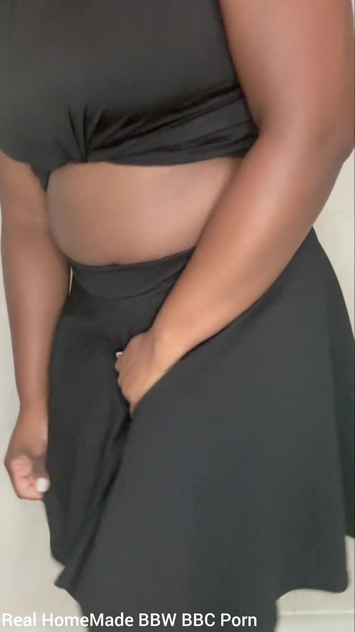 Super sexy ebony cuties: Pisciare in bagno Compilation poV