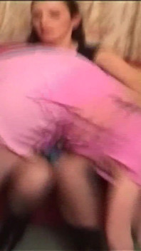 Betinna spankar och paddlar Natasha