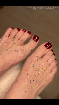 Red Nails