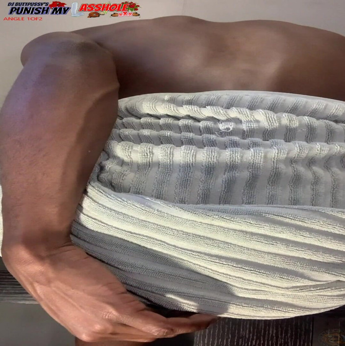 Ass Monkey: Jailpussy Shower Boy - W rolach głównych Dj Buttpussy