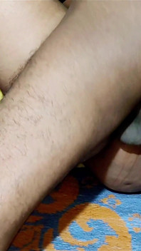 Vytáhla horkou kundičku Desi Bhabhi
