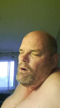 Dildofickvorführung Der Schlampe Am Morgen