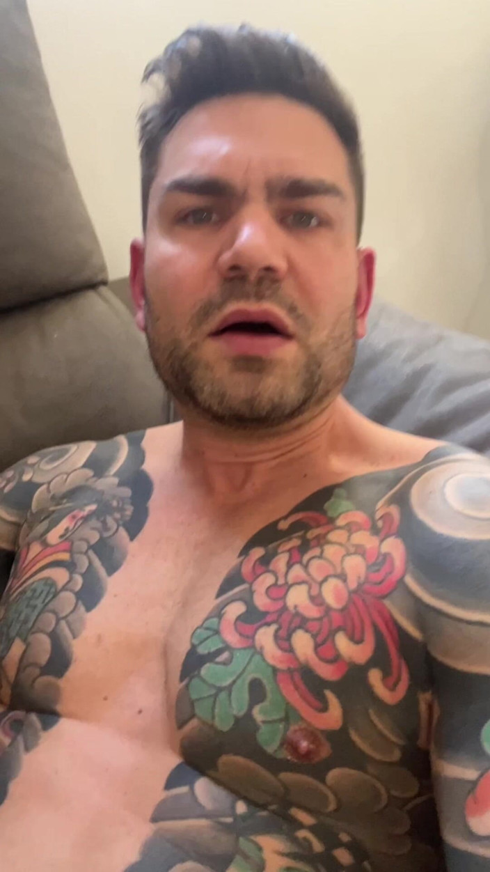 Juan Lucho Gay: Tânărul Spaniol Arată Toate