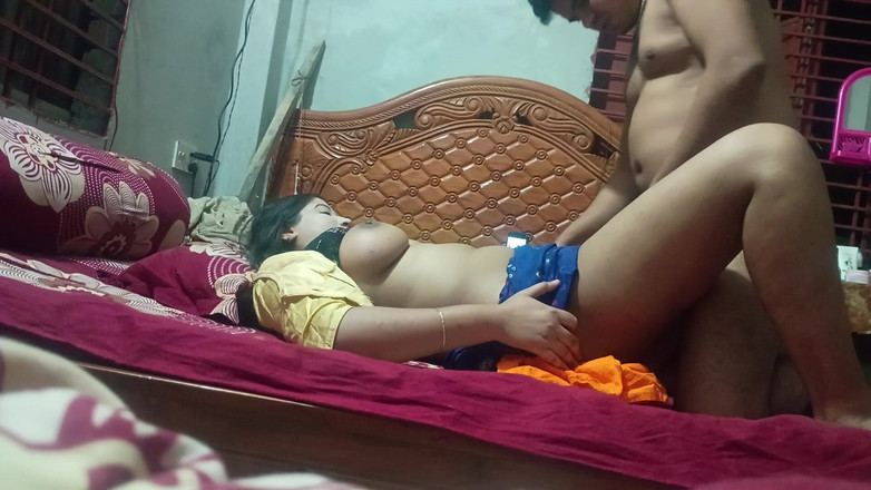 Taniyaxx: 뱅글라 비디오 녹화