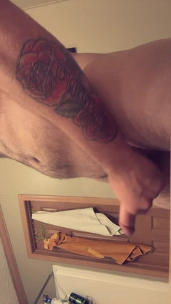 Cthib: Solo en casa aburrido, ¿quién quiere mantenerme acompañado?