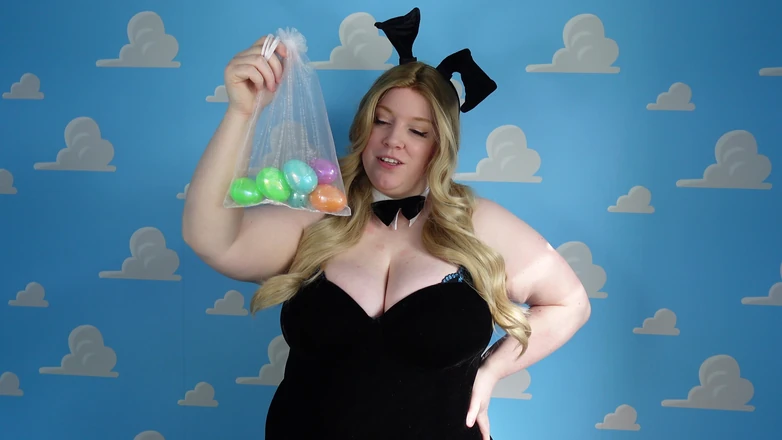 Julie Bliss: Giantess Bunny Bliss