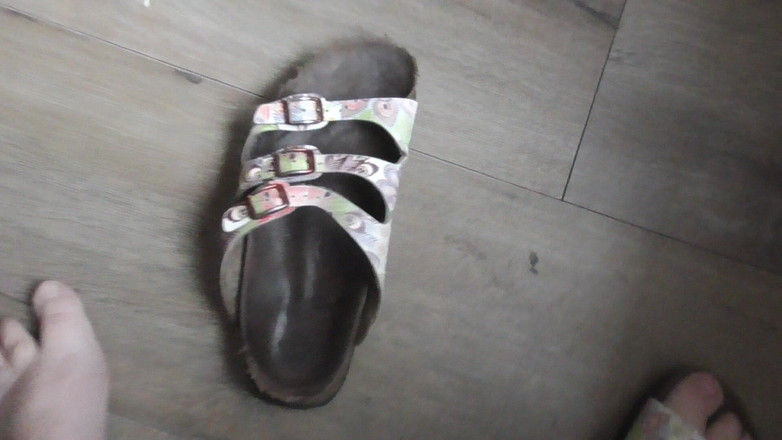 tammara big: Тапочки подошли к моим ногам