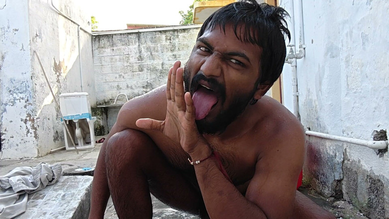 KUMBHA MANOJ KUMAR: Xhard - Vidéo de bain dehors Kumbha Manoj Kumar