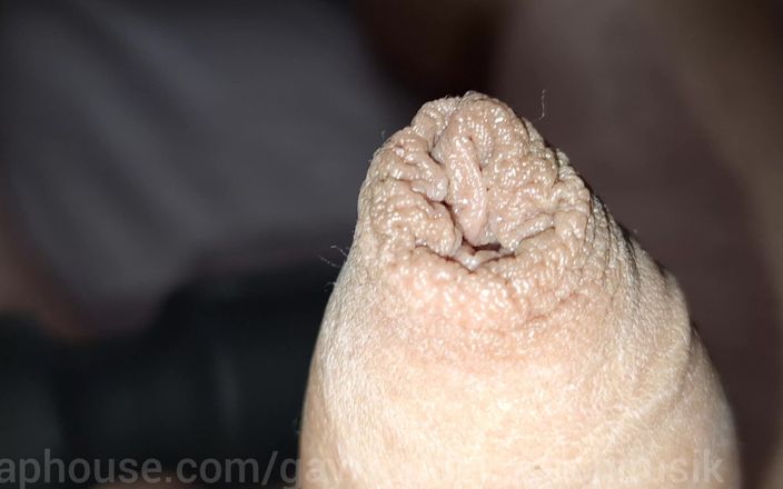 ArchiRusik: Memek kulup cewek ini dihabisin sampai muncrat banyak banget! Hal...
