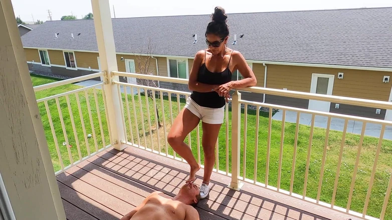 Goddess zephy: Total Foot Domination!
