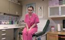 Lenna Lux: Enfermeira quer foder