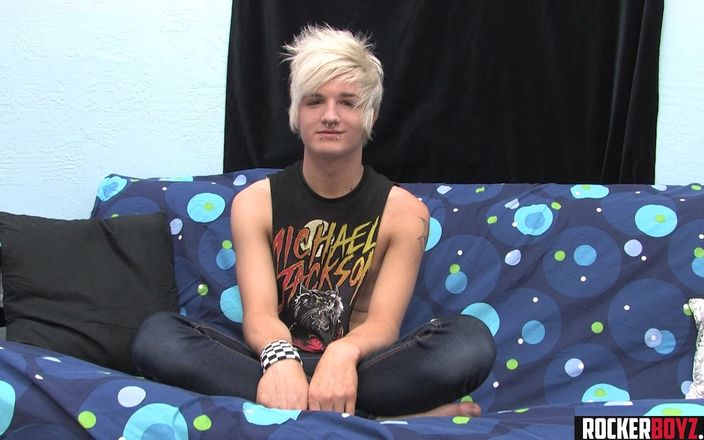 Rocker Boyz: Rocker Twink ryck hans amerikanska twink kuk