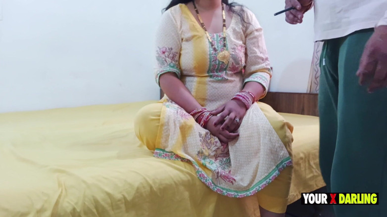 Jony Darling: Esposa follada por ex novio delante de su marido cornudo