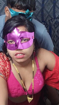 Sexy desi MILF jezdí na ptákovi s dokonalým zadkem - skutečný amatérský domácí indický hindský sex