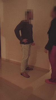 Sexy manželka ošukaná na stavební párty - mrdka v ústech