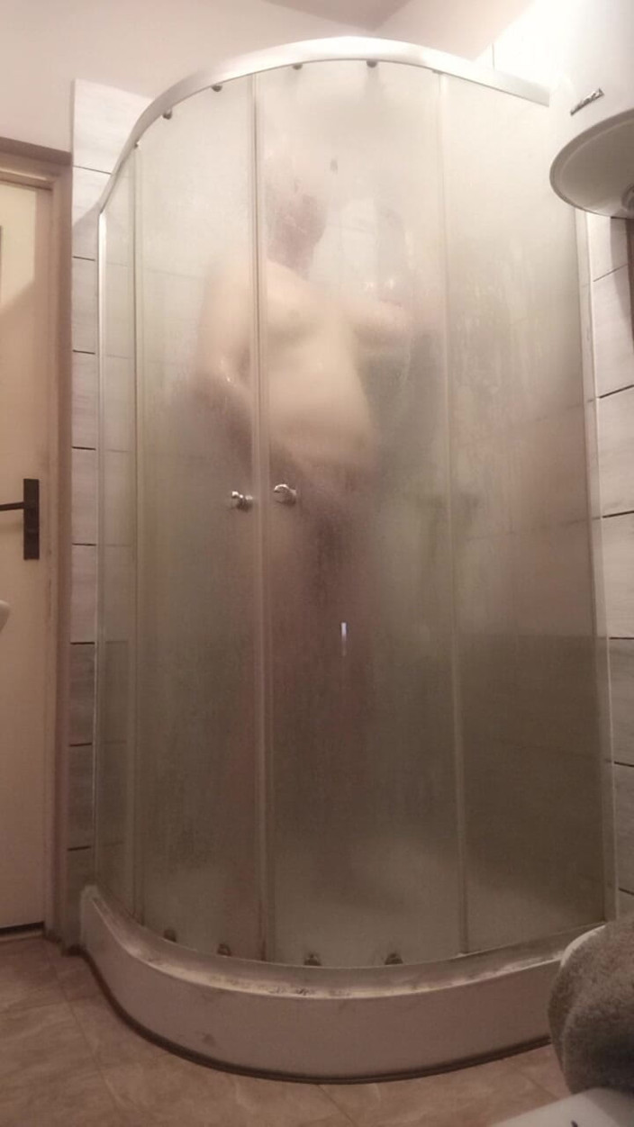 Tomis exi: kompiel