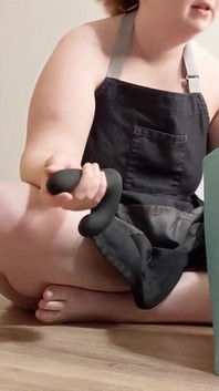 McAnalは自分自身をファック