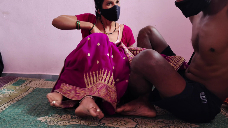 Viralcouple76: 兄が仕事に行った後、義姉とたくさんセックスしました