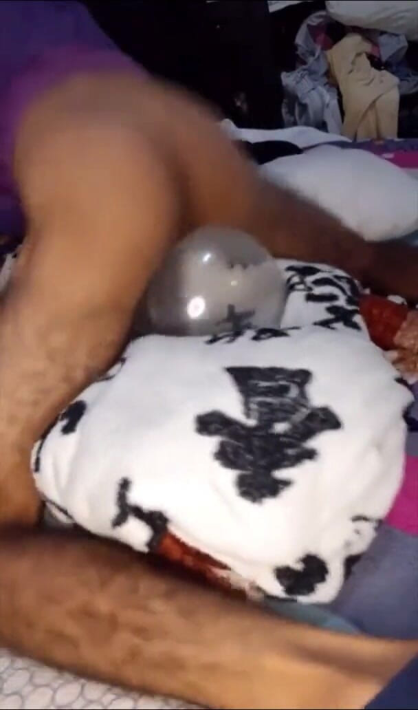 vergar4_daviid: ฉันเย็ดถุงยางที่พองตัวและทิ้งนมไว้ให้เต็ม