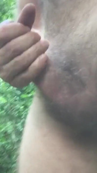 Solo Man Is Cumming in Tho Wood