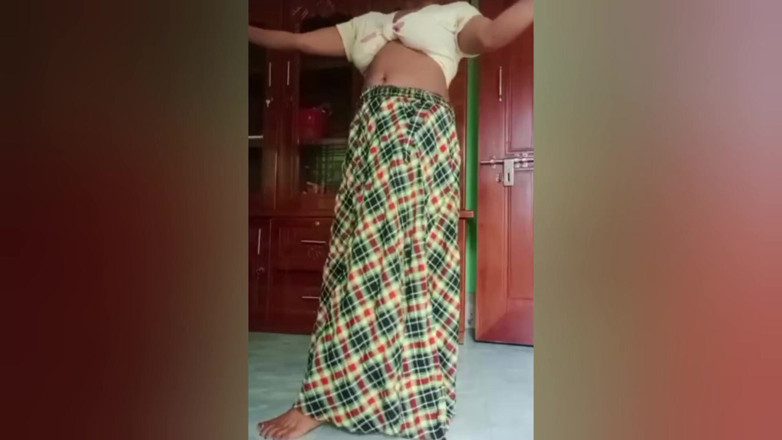 Nachima akter: Indianka gorący taniec