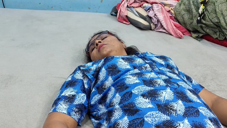 Vaigavarun45: Step Mom and Step Son Hot Fuck While Wife Not...