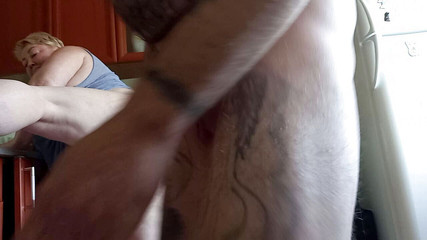 Zona901: Tlustá žena kouří a pak vezme mého ptáka do kundičky