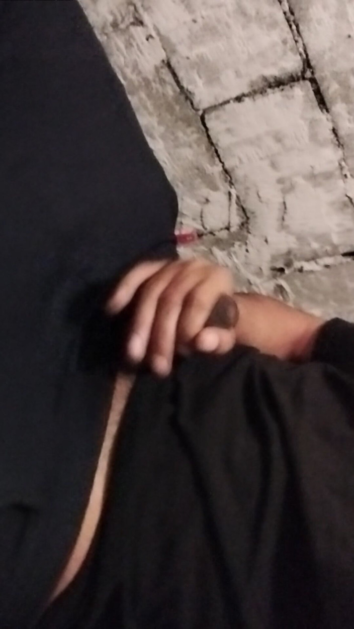 AlexAlejandro13: Byl jsem na pokraji toho, že se naplním semenem