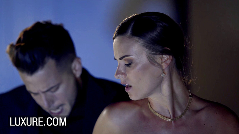 Luxure: Quan hệ tình dục qua đường hậu môn với người vợ...