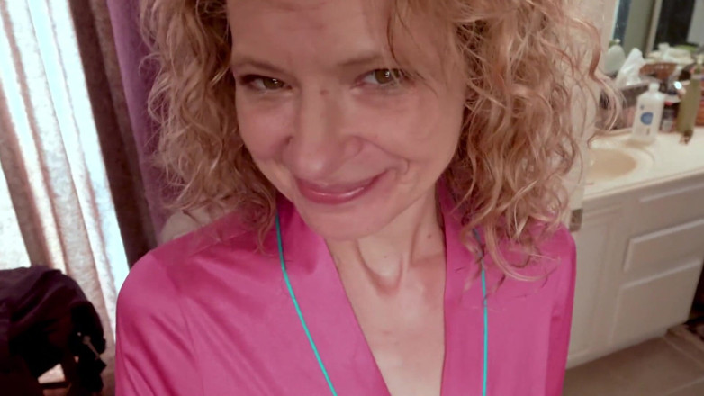 Curly blonde slut Sharon: Massage by Sharon