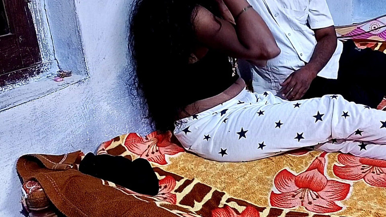 Desihotcouple: Indiana Gostosa Esposa Caseira Lambendo Buceta, Boquete, Mamas Pressionando