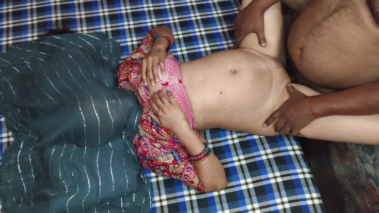 Madhu: Orgasmo de vagina nativo indio disfrutado completamente en Mumbai