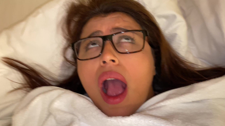Mamicolombiana: Don't Fuck a Sex Doll if You Can Fuck a...