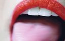 Erotic Art By Soft Approach: Blowjob lipstik merah