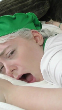 Teen PAWG Annie Archer Gets Her Pink Pussy Filled with Cum